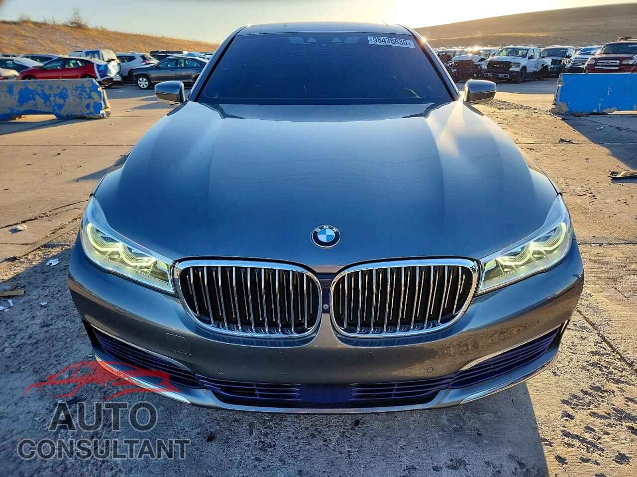 BMW 7 SERIES 2016 - WBA7F2C5XGG417897