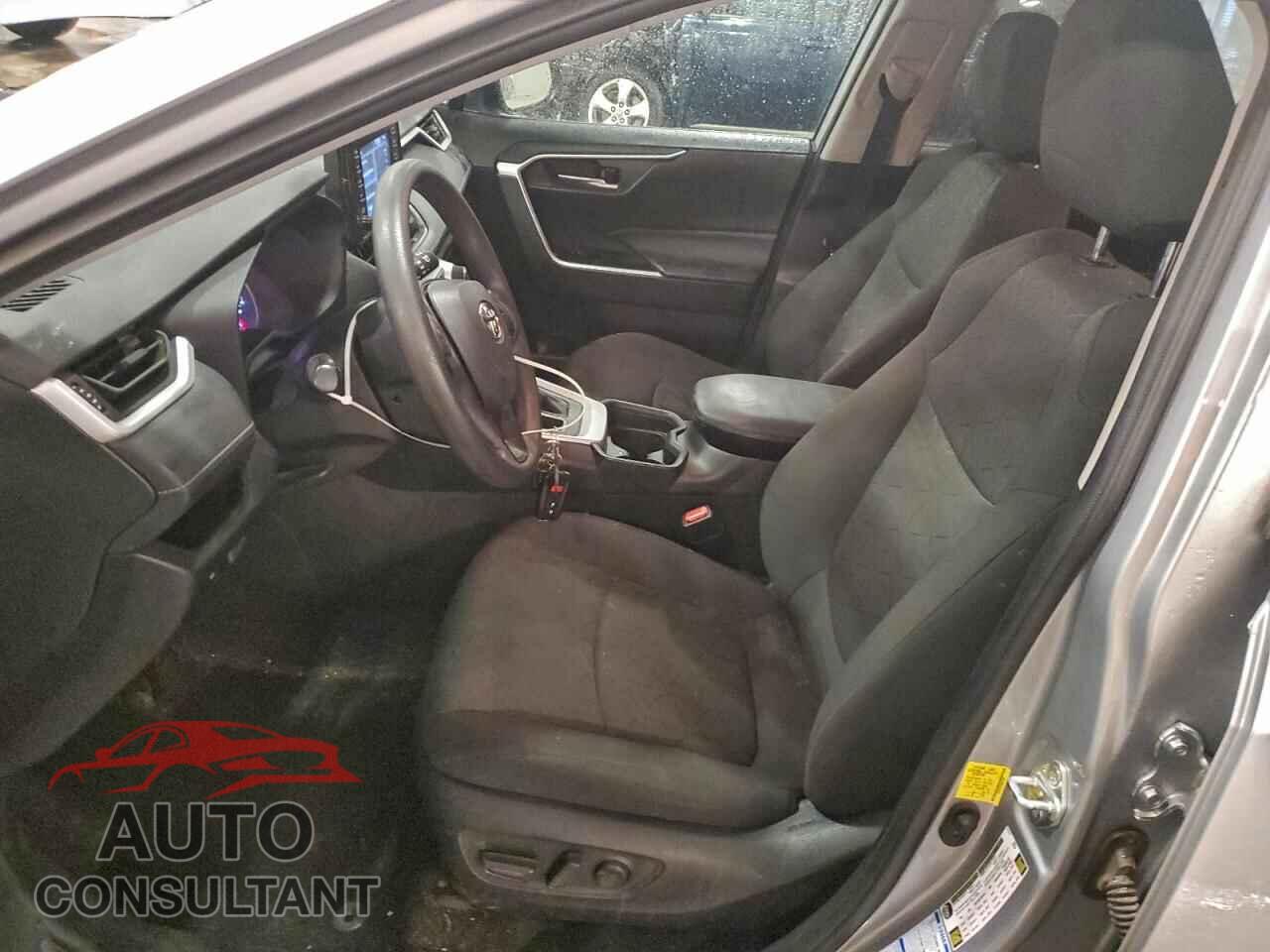 TOYOTA RAV4 2021 - 2T3P1RFV5MW231237