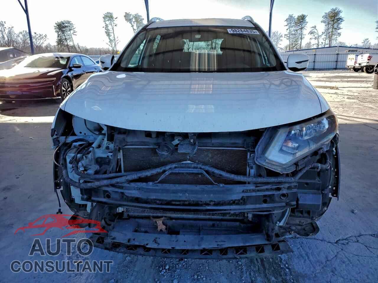 NISSAN ROGUE 2017 - KNMAT2MT3HP548024