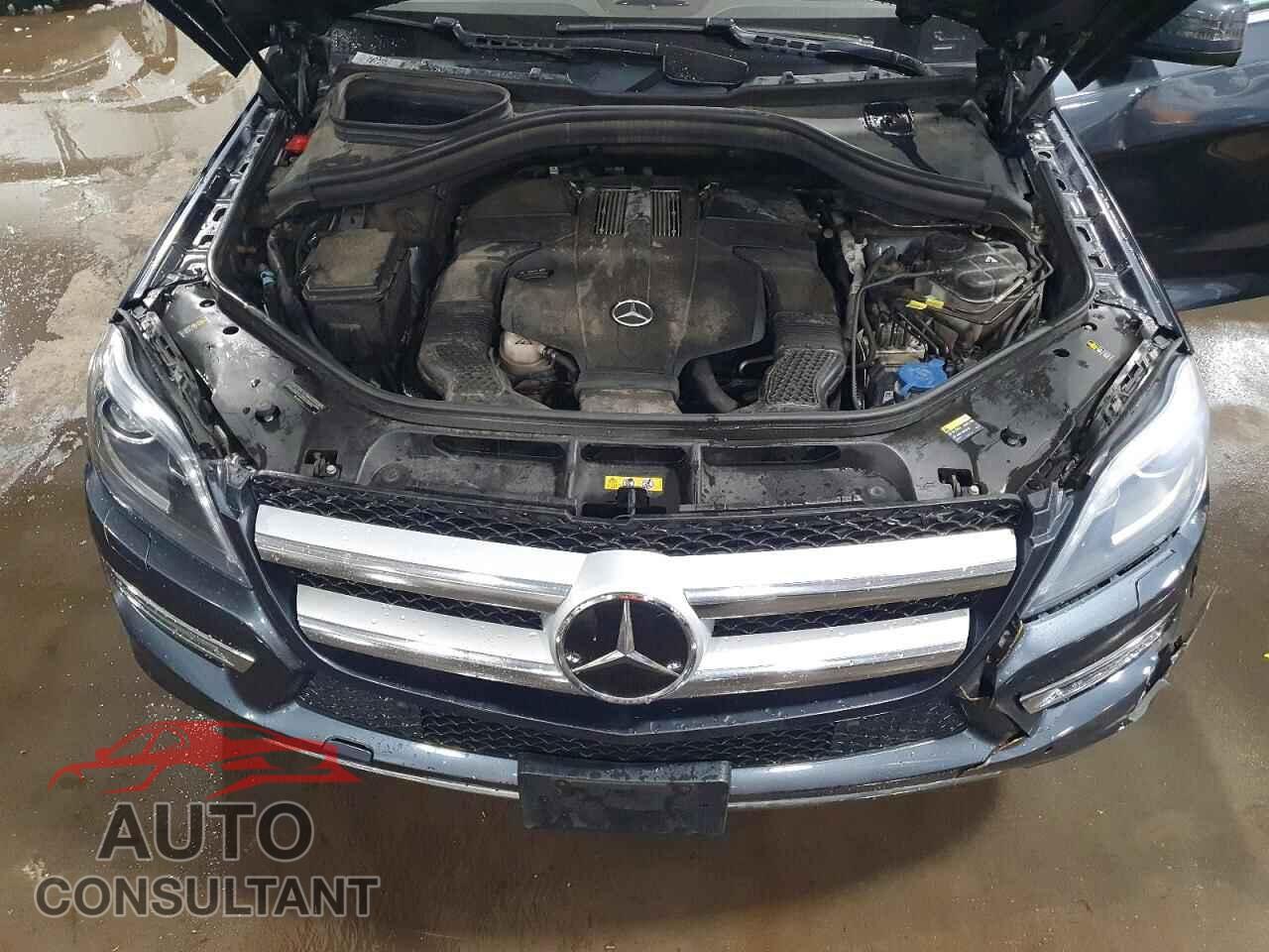 MERCEDES-BENZ GL-CLASS 2015 - 4JGDF6EE6FA454937