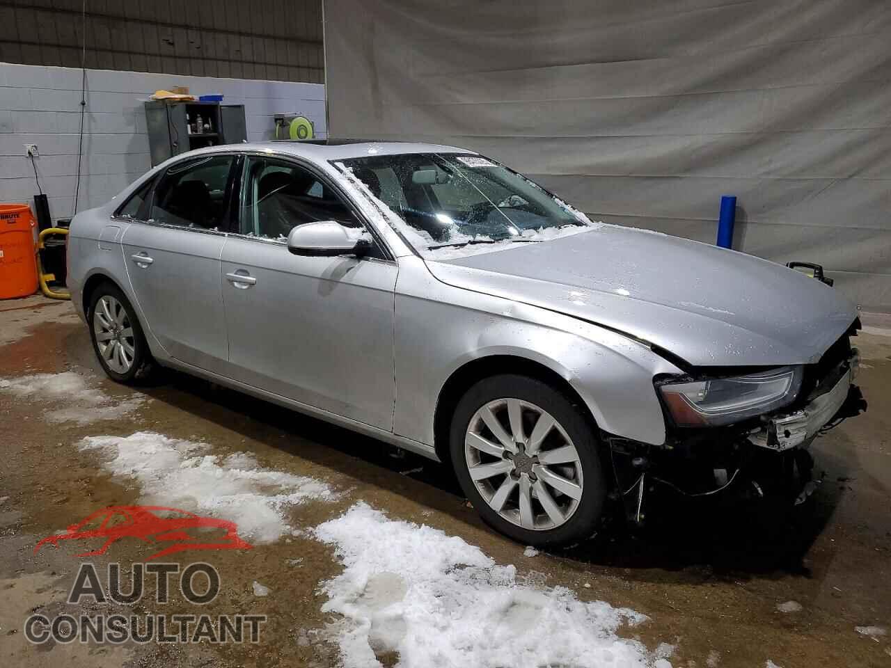 AUDI A4 2013 - WAUBFAFL8DN043442
