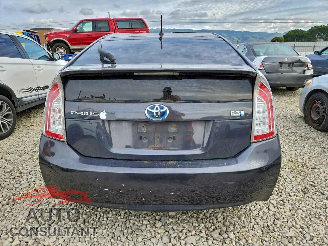 TOYOTA PRIUS 2014 - JTDKN3DU2E1752115