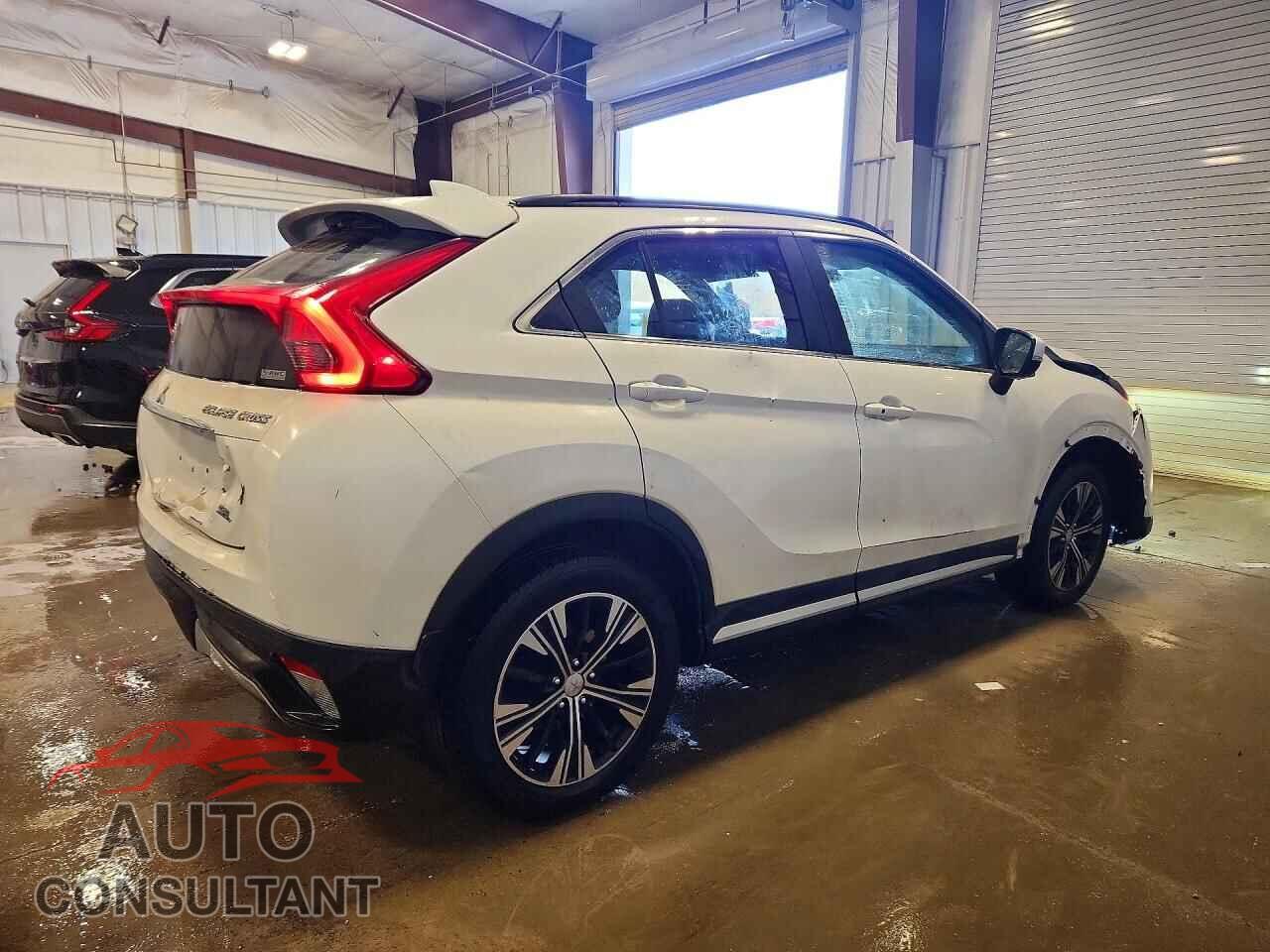 MITSUBISHI ECLIPSE 2018 - JA4AT5AA8JZ063872