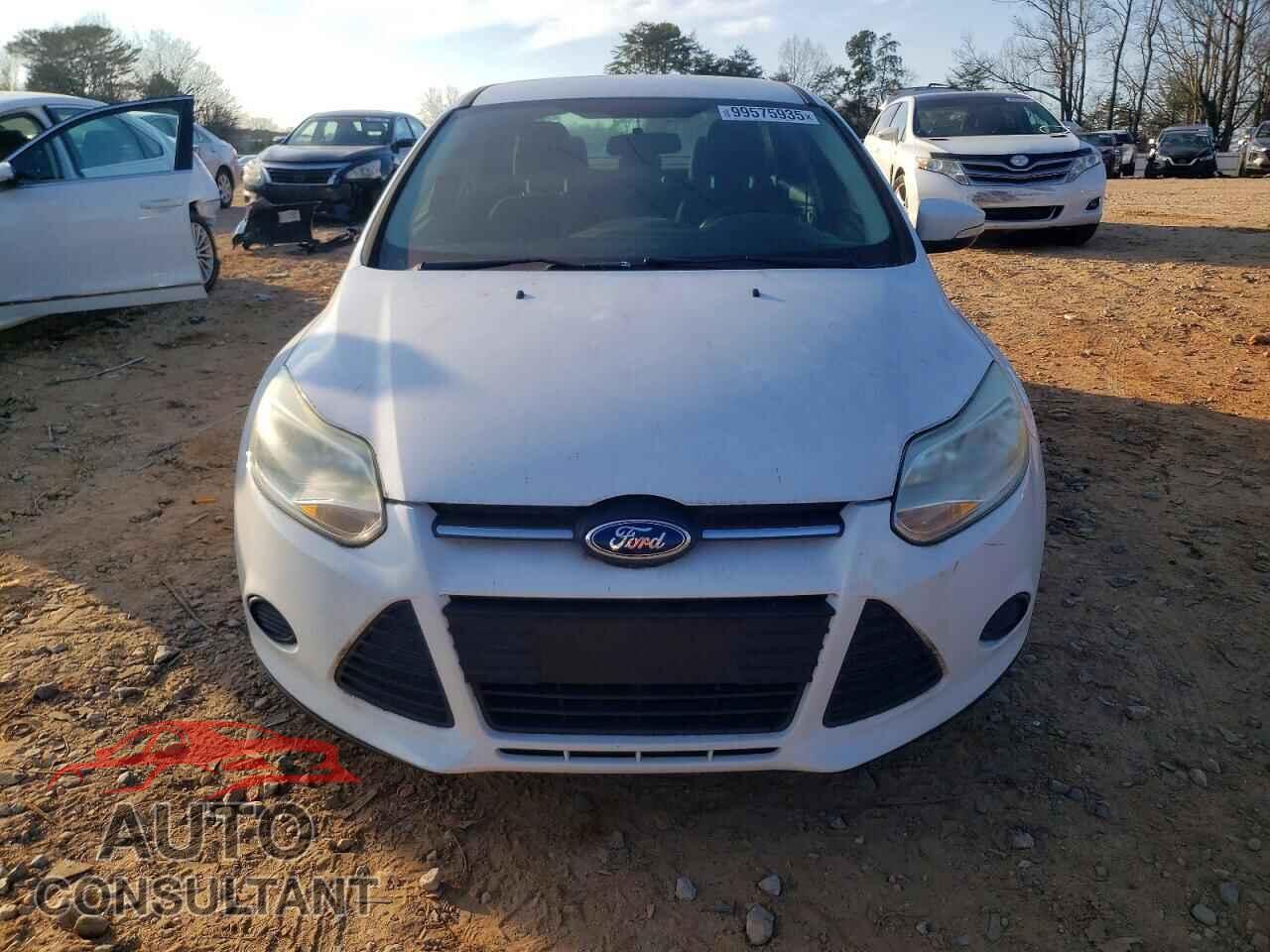 FORD FOCUS 2014 - 1FADP3F23EL140109