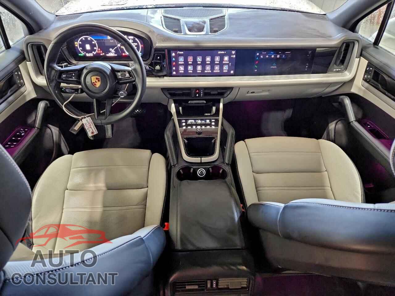 PORSCHE CAYENNE 2024 - WP1AA2AY7RDA04505
