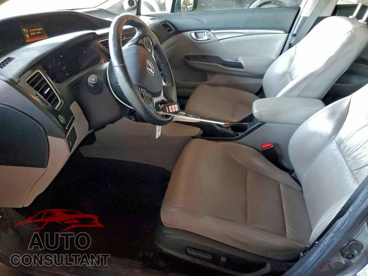 HONDA CIVIC 2015 - 2HGFB2F98FH547514