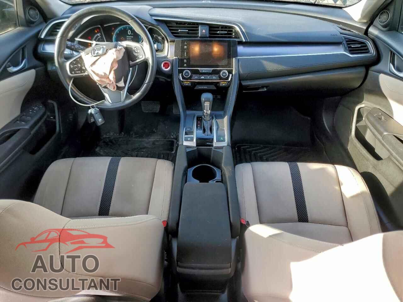 HONDA CIVIC 2018 - JHMFC1F44JX011916