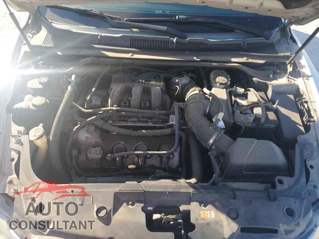FORD TAURUS 2011 - 1FAHP2DW5BG133782