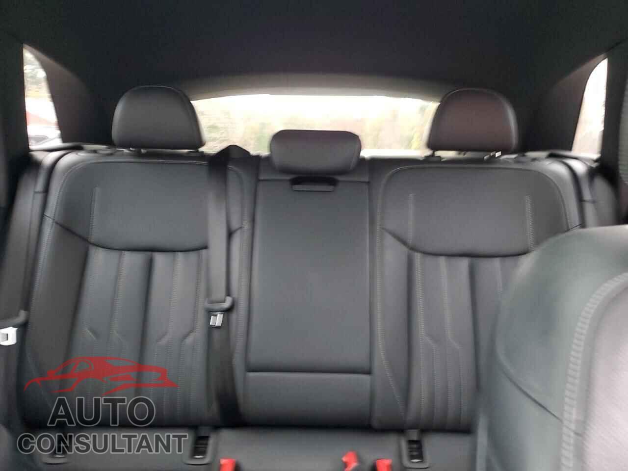 AUDI E-TRON 2019 - WA1VAAGE8KB005443