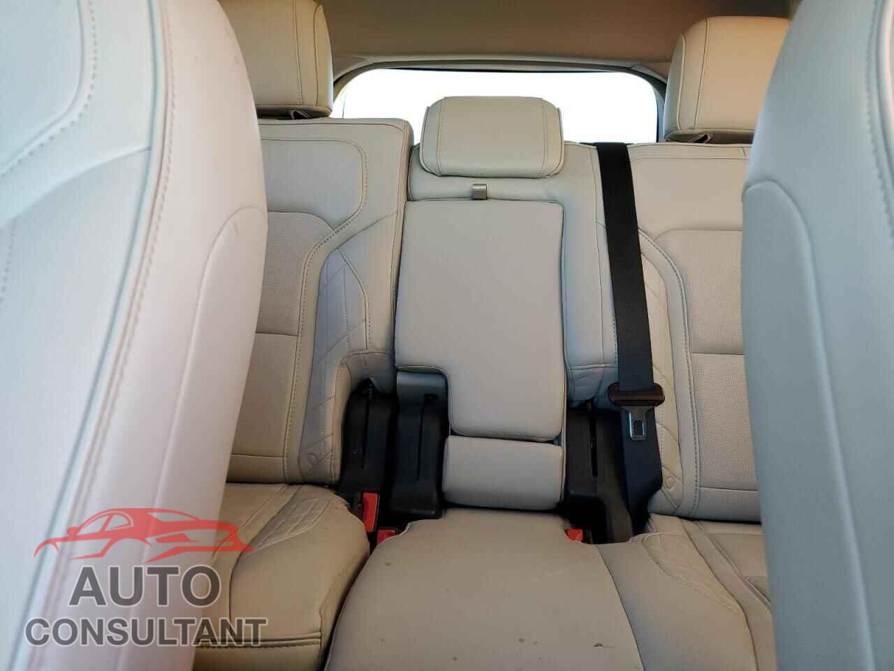 FORD EXPLORER 2018 - 1FM5K8HT1JGC04677