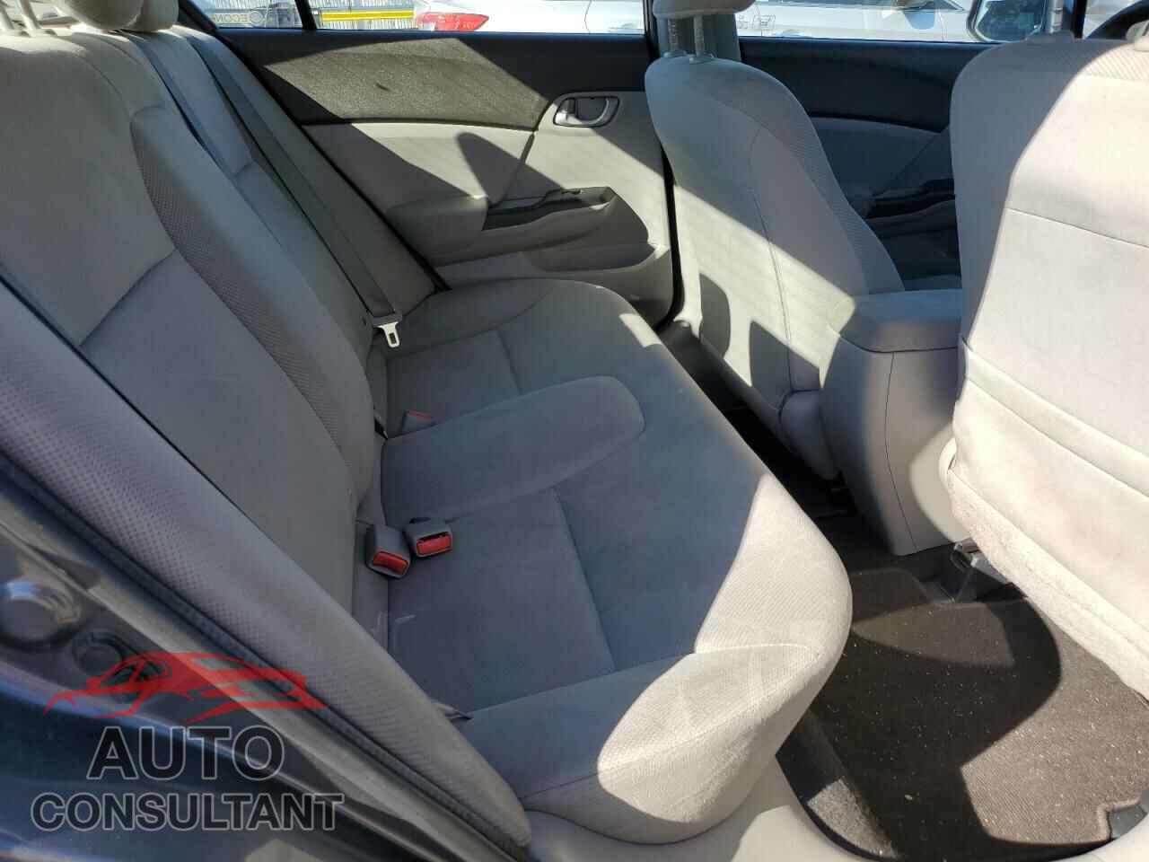 HONDA CIVIC 2012 - 2HGFB2F52CH600586