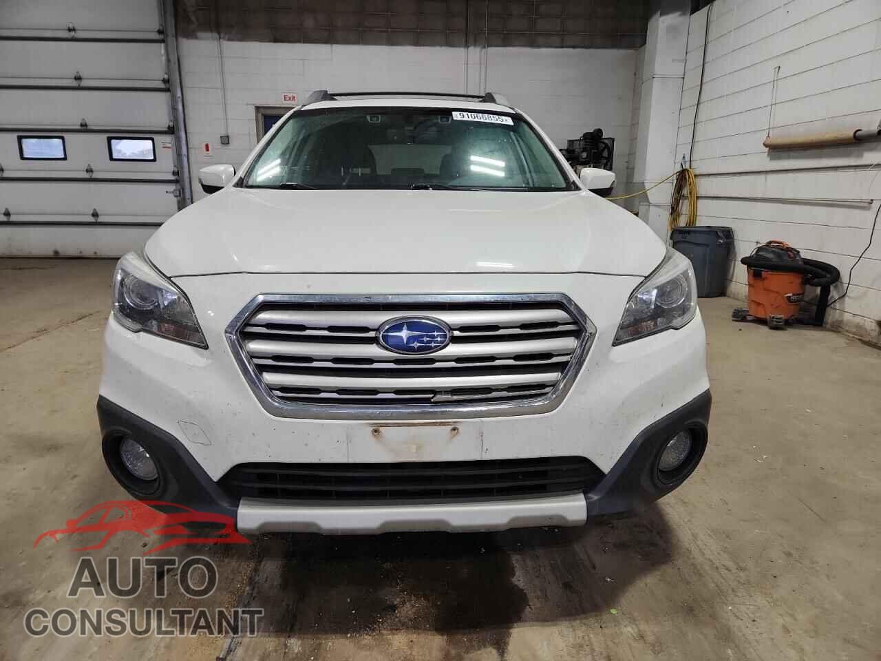 SUBARU OUTBACK 2017 - 4S4BSANC4H3242839