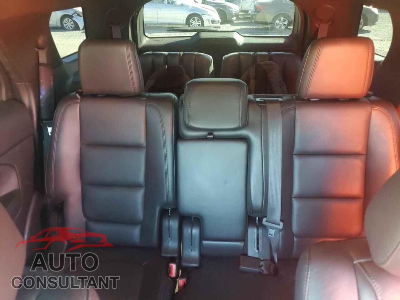 FORD EXPLORER 2015 - 1FM5K8F85FGC03456