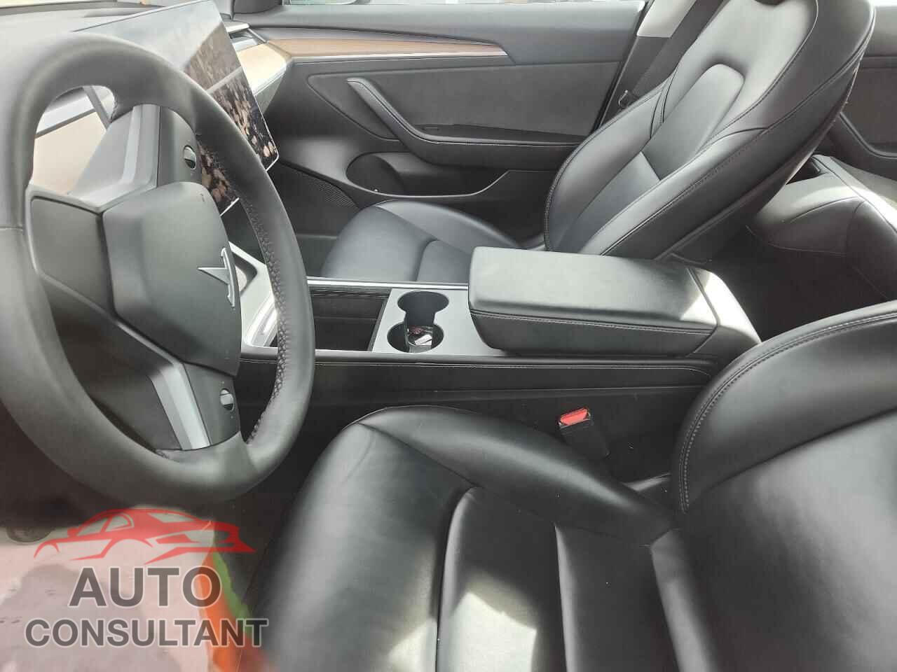 TESLA MODEL 3 2021 - 5YJ3E1EA9MF030580