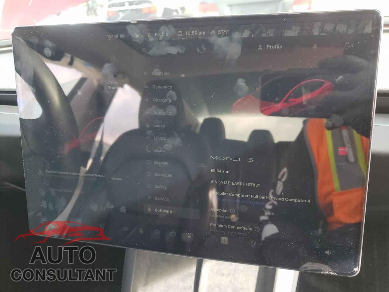 TESLA MODEL 3 2024 - 5YJ3E1EA5RF737831
