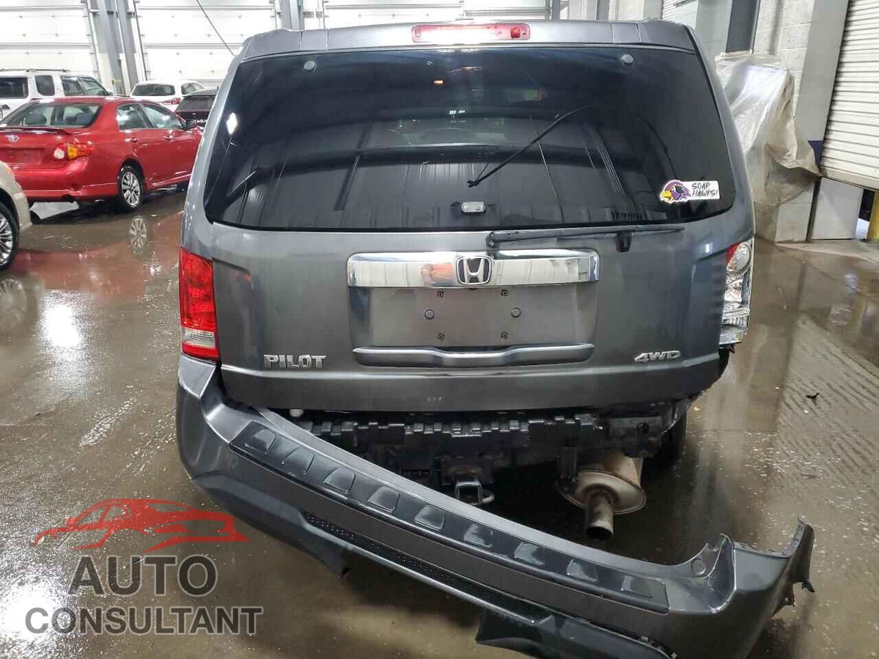 HONDA PILOT 2013 - 5FNYF4H57DB009746