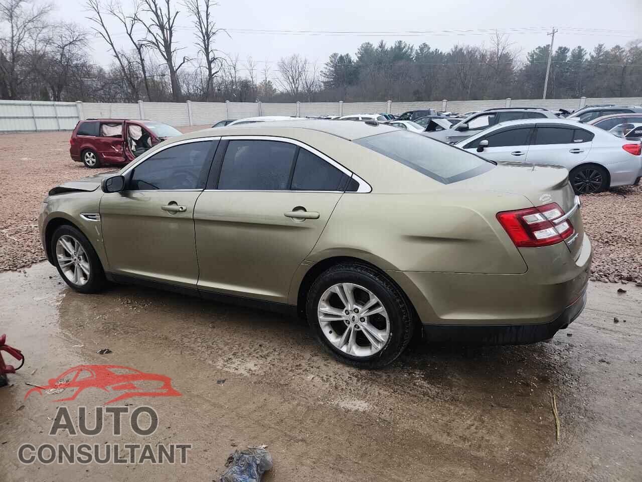 FORD TAURUS 2013 - 1FAHP2E84DG210466