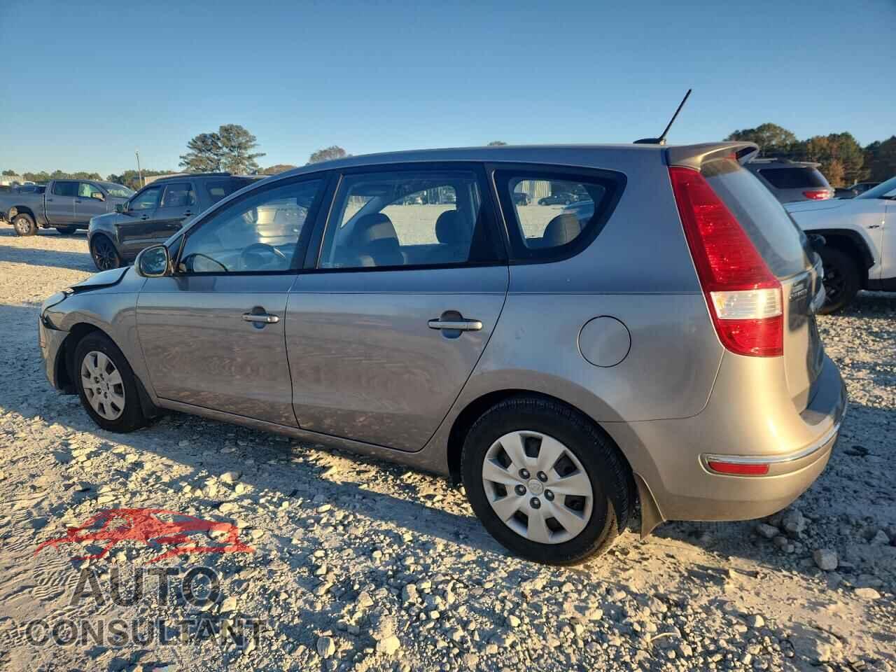 HYUNDAI ELANTRA 2012 - KMHDB8AE7CU139698