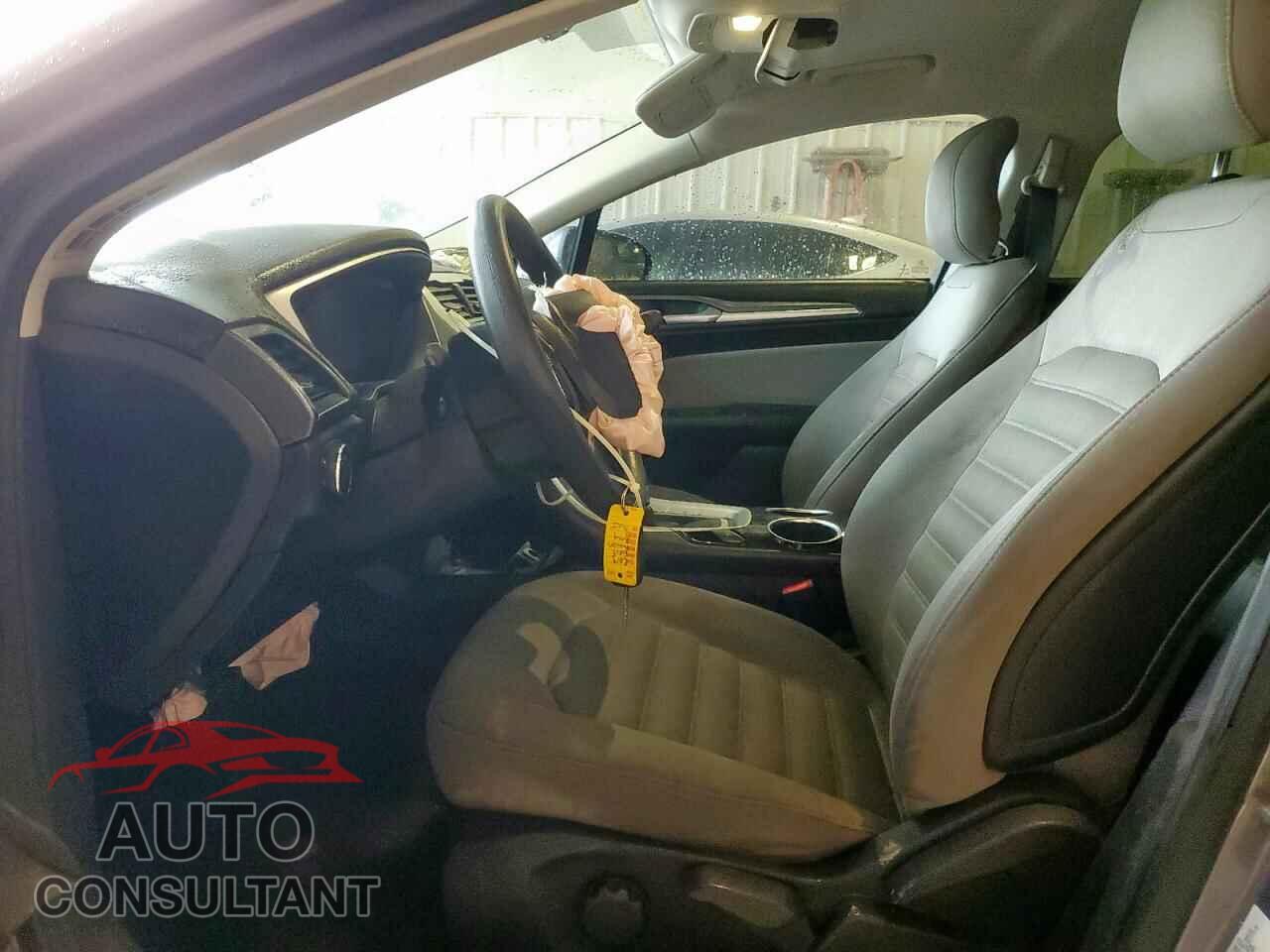 FORD FUSION 2013 - 3FA6P0G79DR323645
