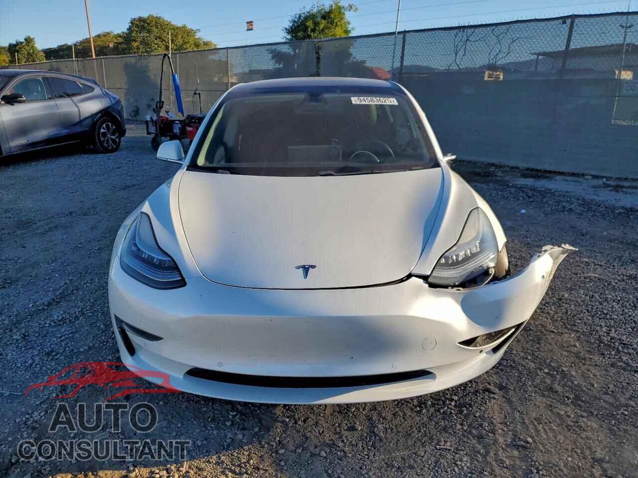 TESLA MODEL 3 2020 - 5YJ3E1EA5LF598405