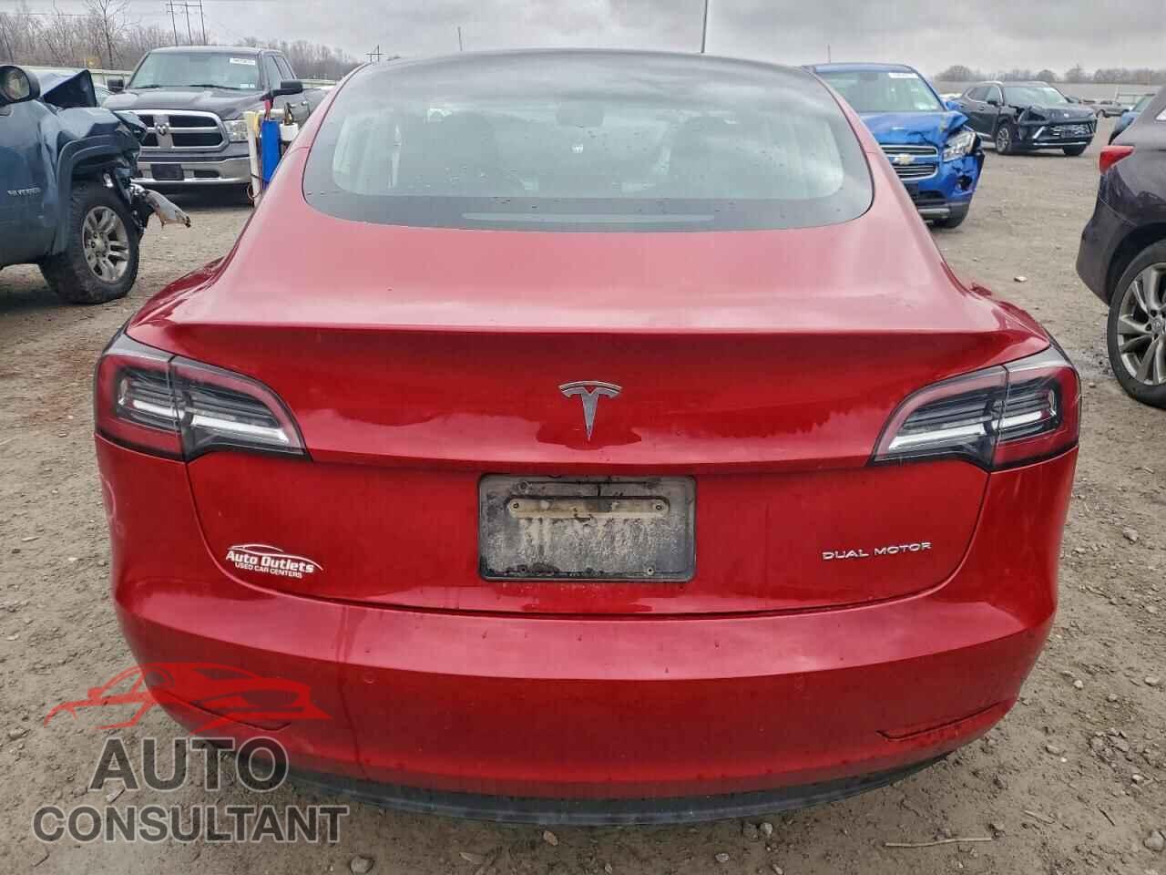 TESLA MODEL 3 2019 - 5YJ3E1EB8KF389652