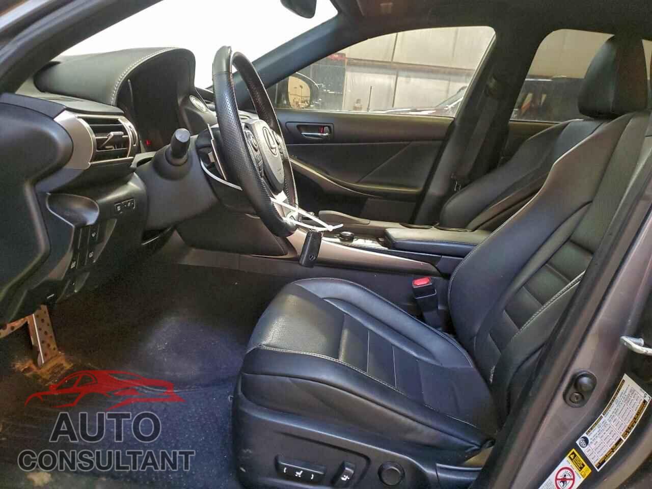 LEXUS IS 2014 - JTHCE1D2XE5002637
