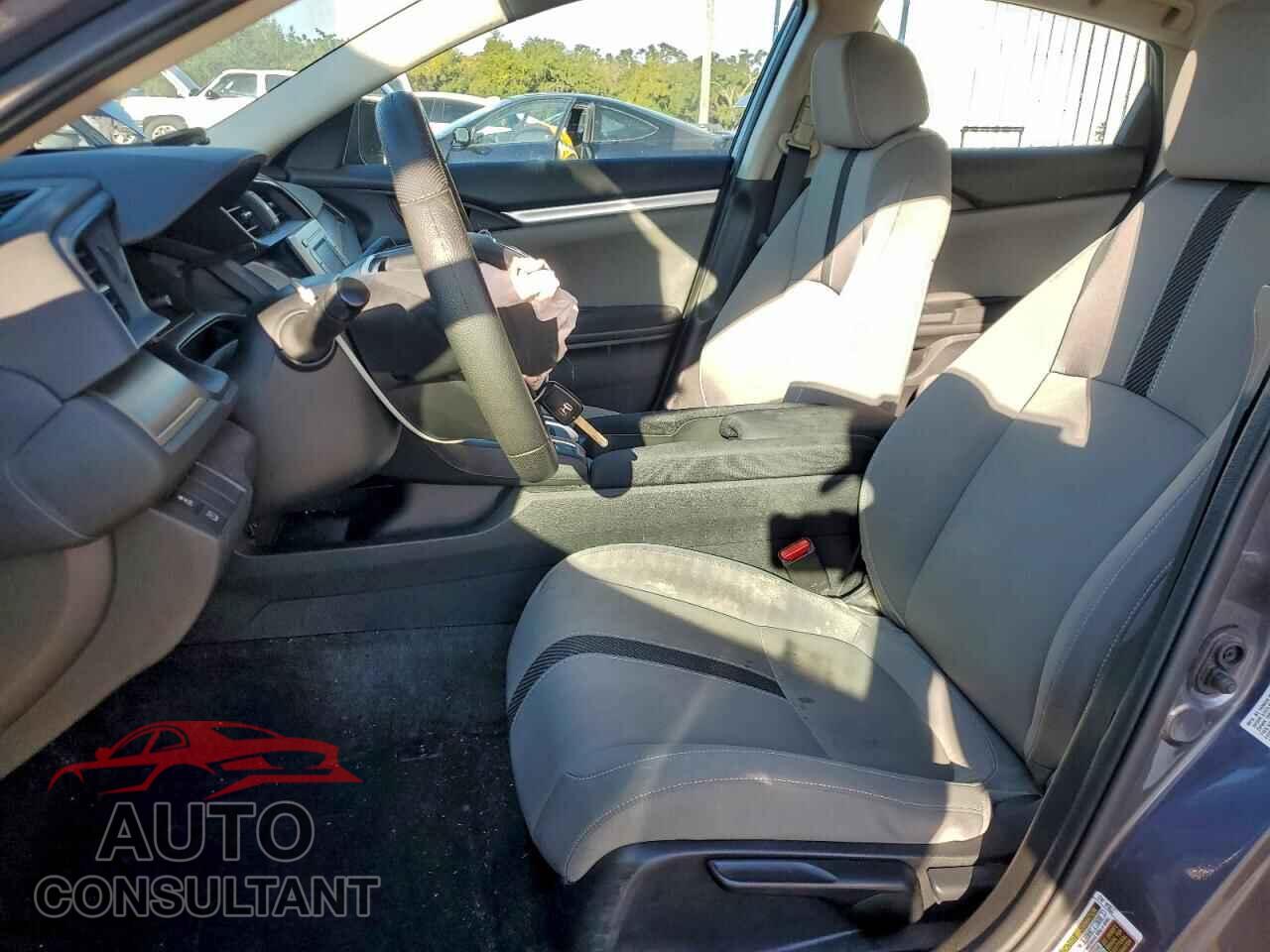 HONDA CIVIC 2017 - 19XFC2F55HE219622