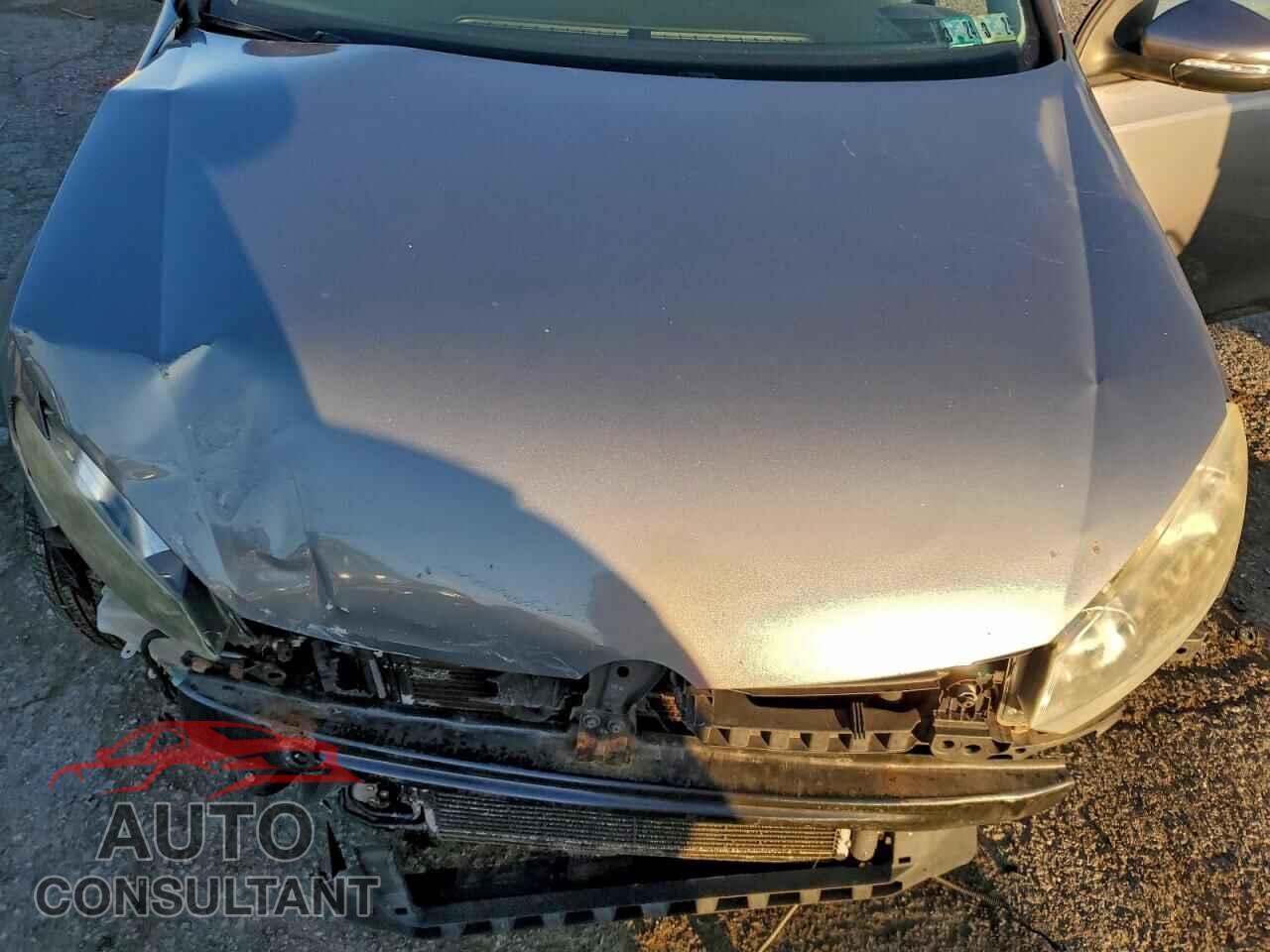 VOLKSWAGEN GOLF 2012 - WVWDB7AJ3CW330132