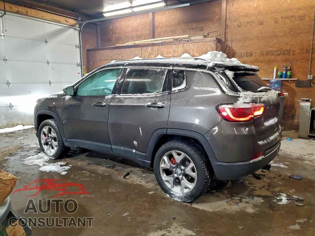 JEEP COMPASS 2018 - 3C4NJDCB6JT401354