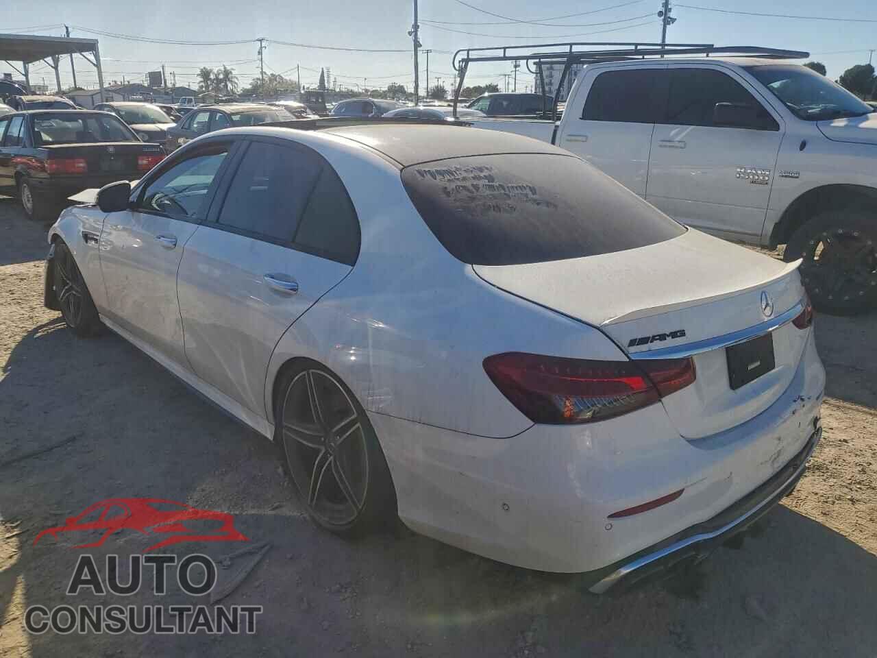 MERCEDES-BENZ E-CLASS 2021 - W1KZF8KB2MA887187