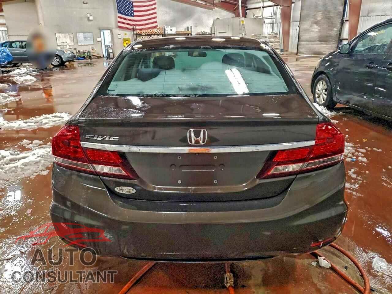 HONDA CIVIC 2013 - 2HGFB2F84DH580109