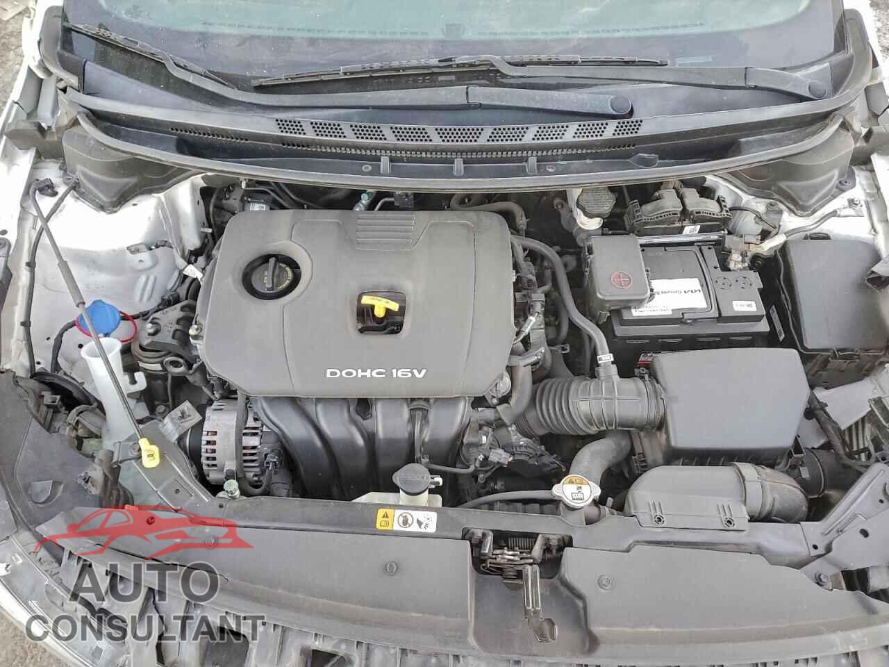 KIA FORTE 2018 - 3KPFK4A77JE245281