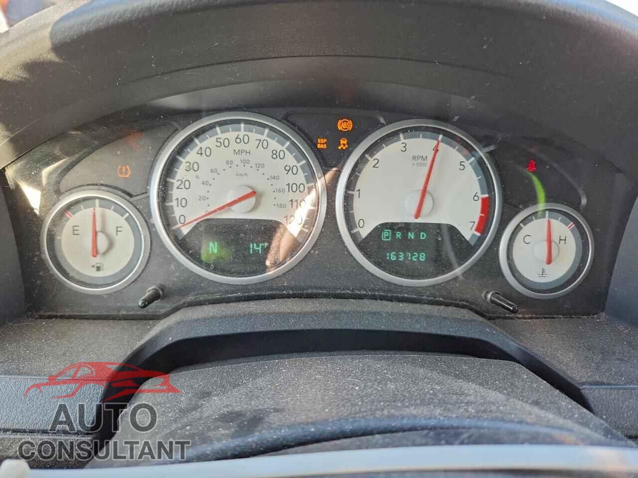 DODGE CARAVAN 2010 - 2D4RN5D12AR409037