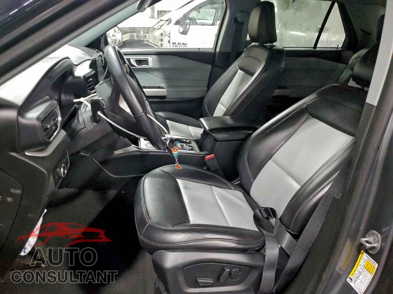 FORD EXPLORER 2023 - 1FMSK8DHXPGB01836