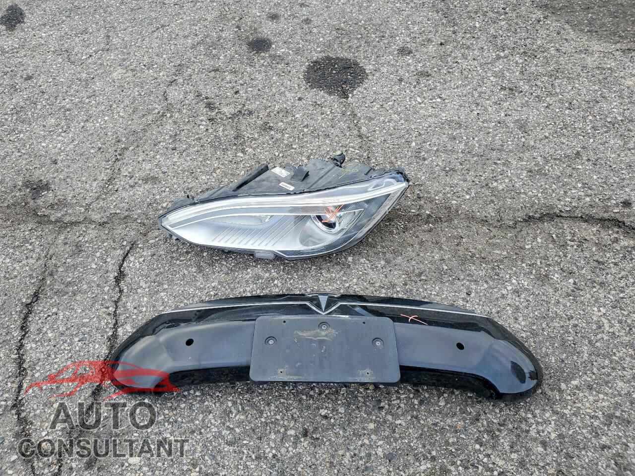 TESLA MODEL S 2015 - 5YJSA1E20FF118419