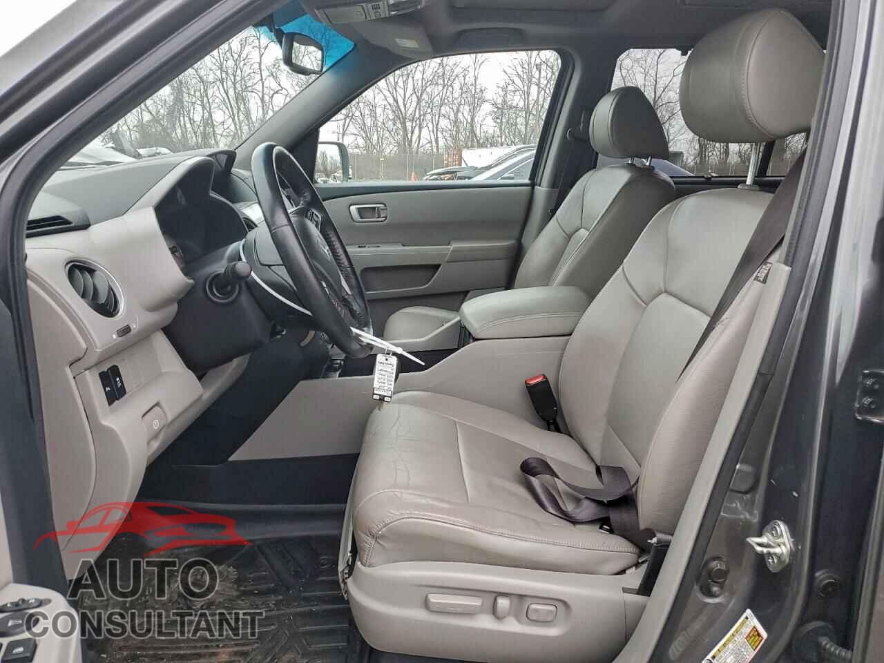 HONDA PILOT 2013 - 5FNYF4H93DB071065