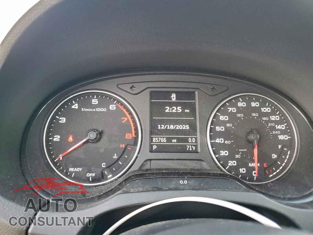 AUDI A3 2016 - WAUA7GFF6G1064968