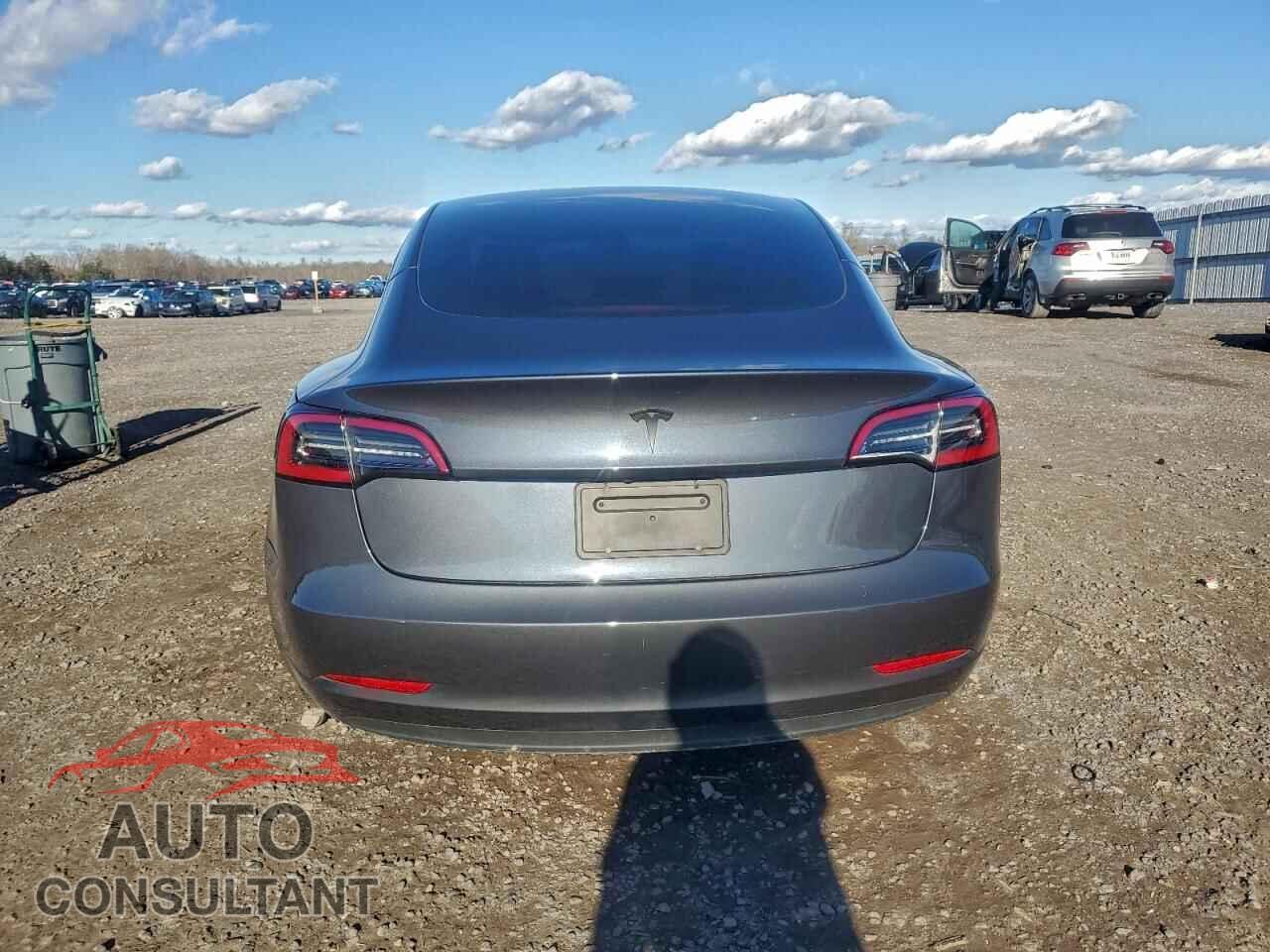 TESLA MODEL 3 2023 - 5YJ3E1EA2PF401292