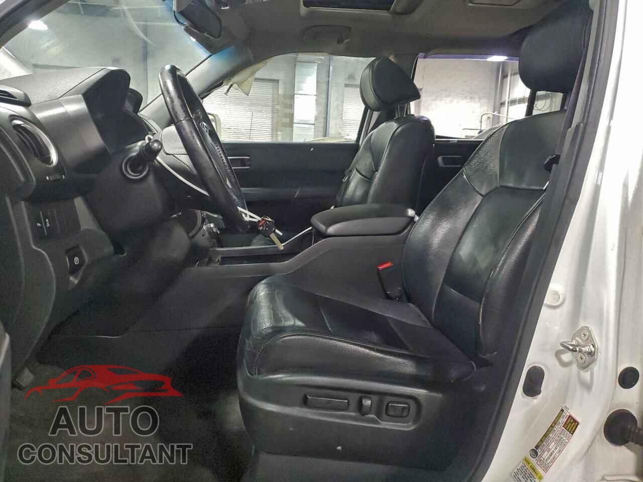 HONDA PILOT 2012 - 5FNYF4H97CB063632