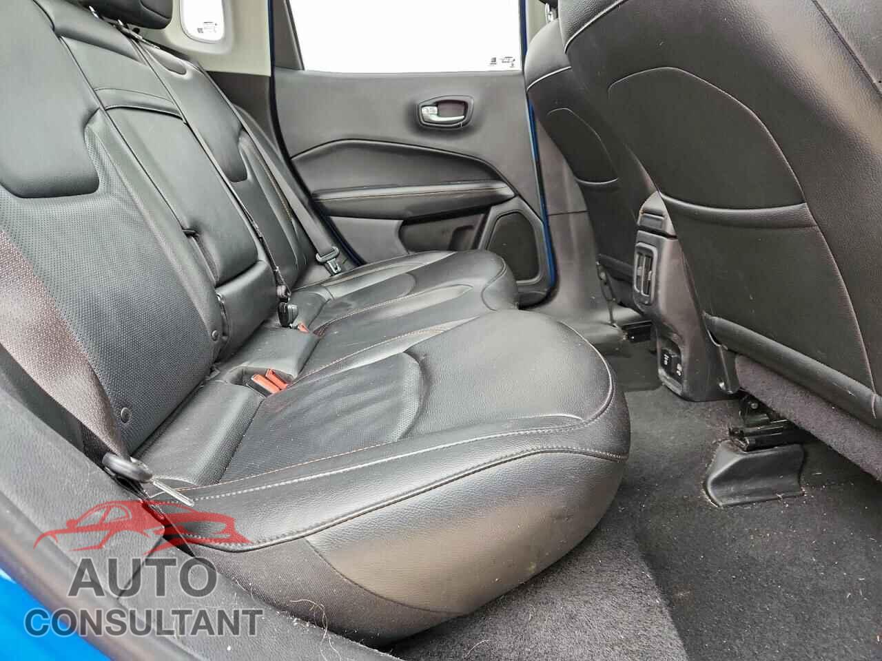 JEEP COMPASS 2019 - 3C4NJDCB7KT602116