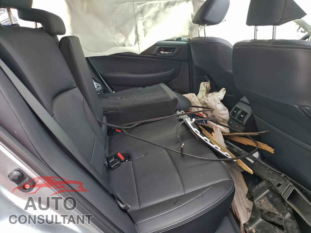SUBARU OUTBACK 2017 - 4S4BSENC9H3349862