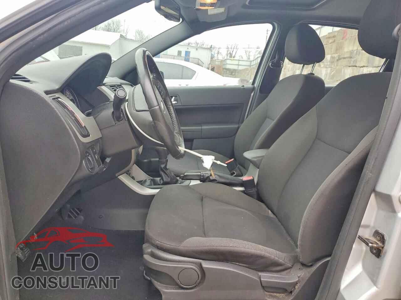 FORD FOCUS 2011 - 1FAHP3GN4BW145064