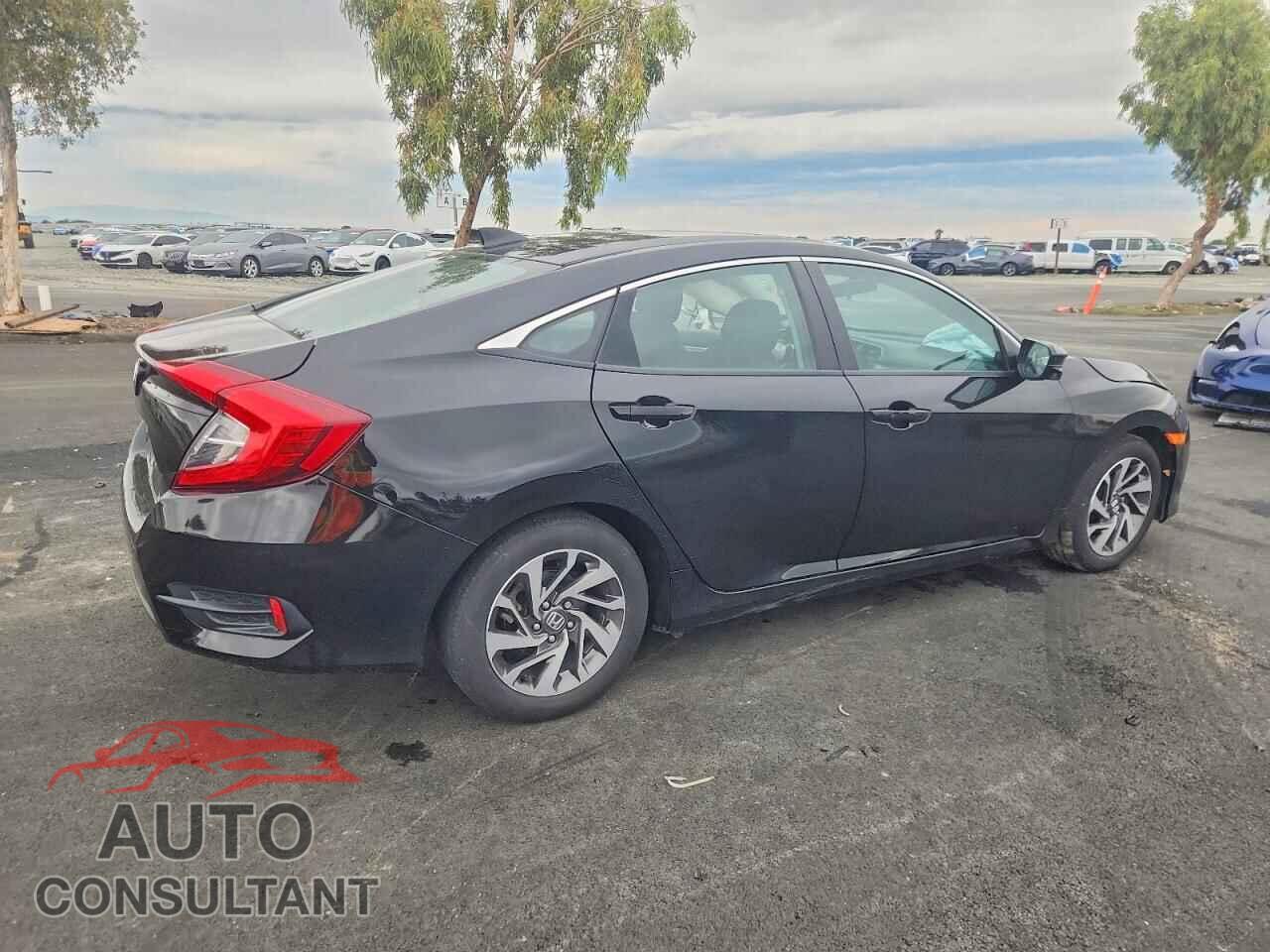 HONDA CIVIC 2017 - 19XFC2F70HE070196