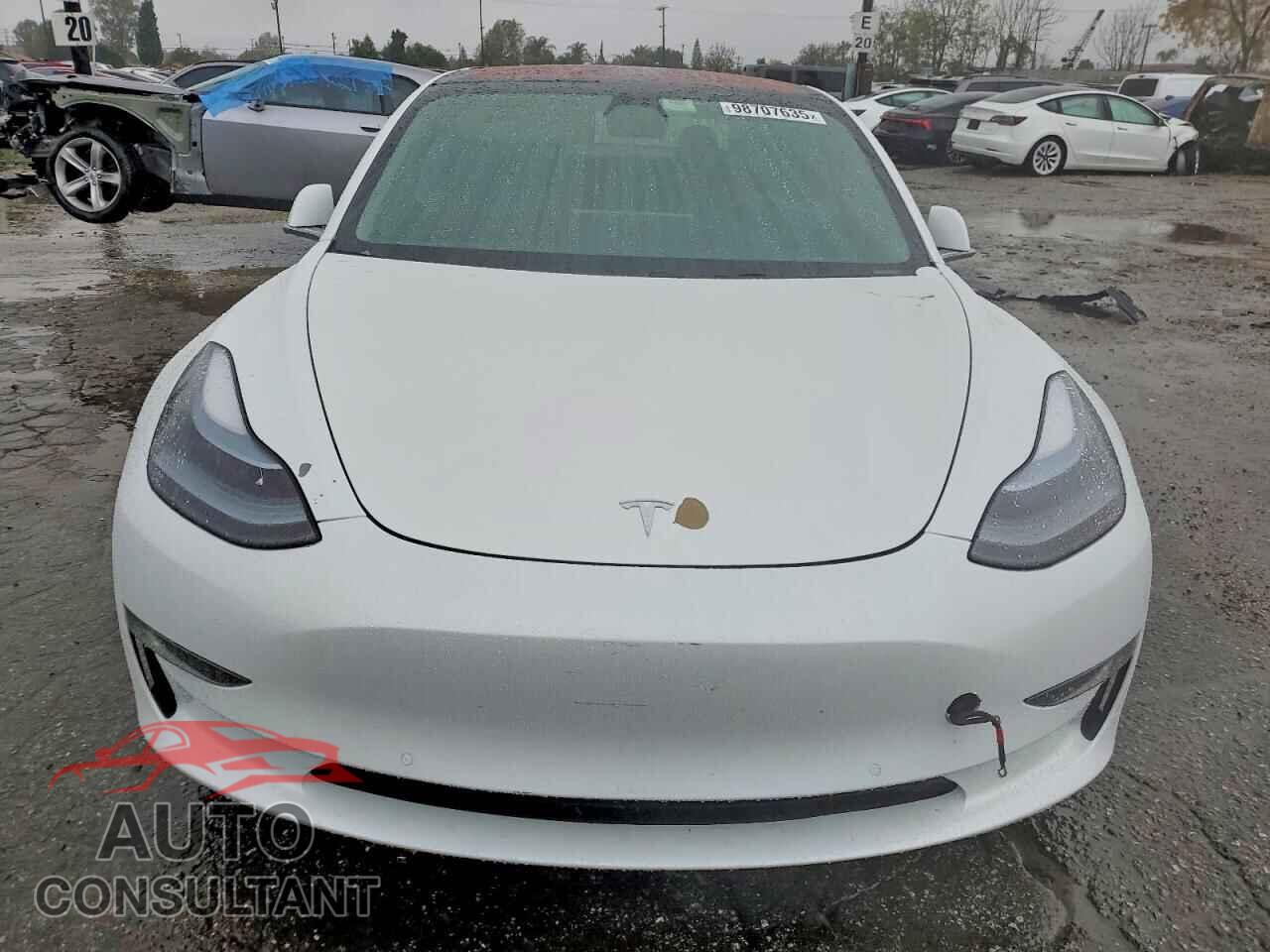 TESLA MODEL 3 2018 - 5YJ3E1EB8JF073862