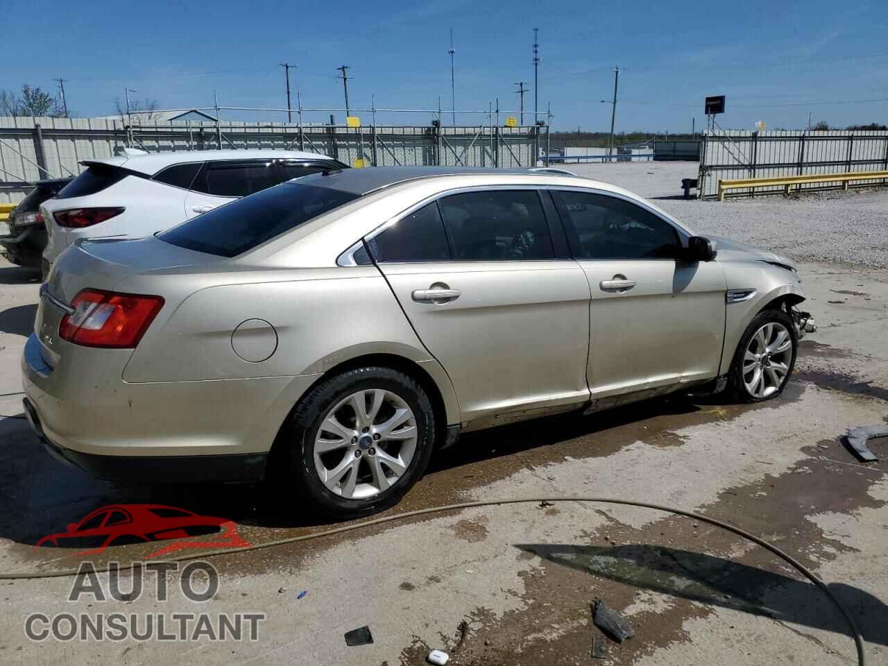 FORD TAURUS 2010 - 1FAHP2EW9AG141025