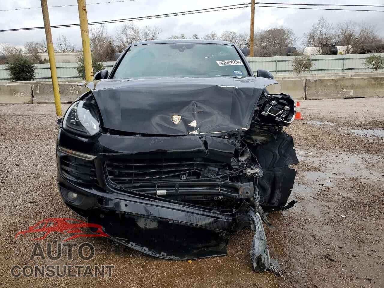 PORSCHE CAYENNE 2016 - WP1AA2A29GLA00440