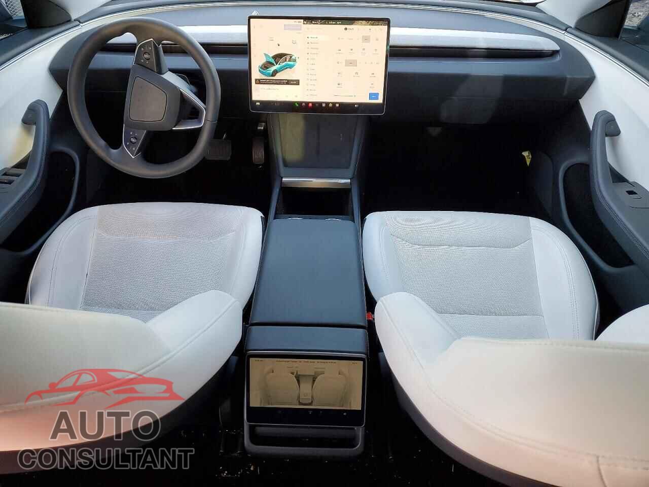 TESLA MODEL 3 2024 - 5YJ3E1EA4RF855787