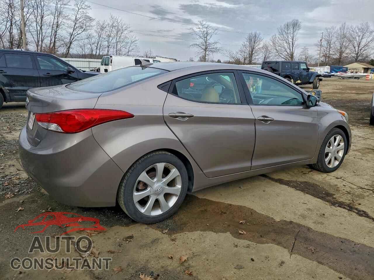 HYUNDAI ELANTRA 2011 - 5NPDH4AE7BH044224