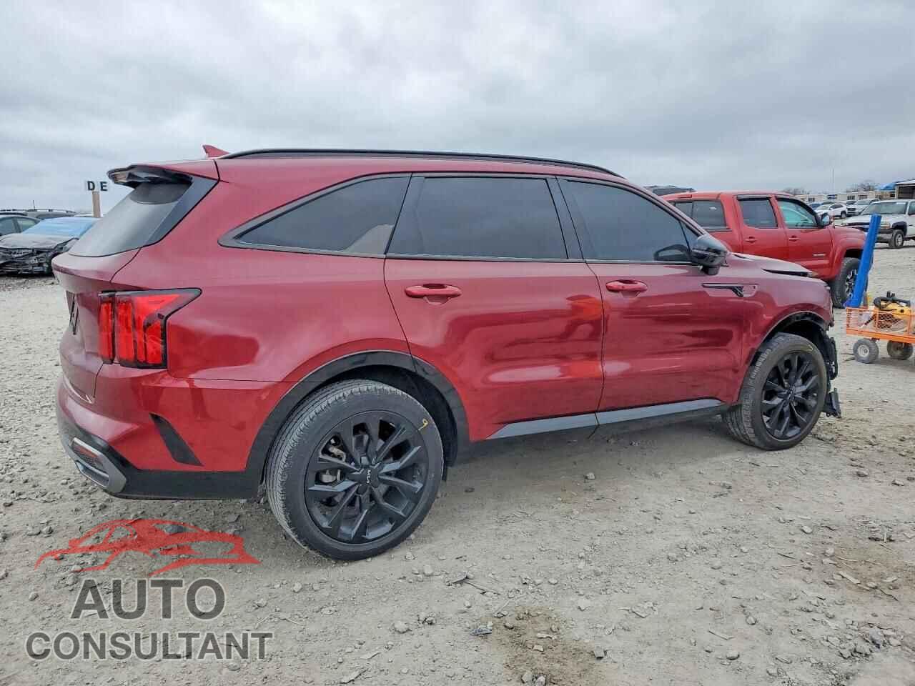 KIA SORENTO 2023 - 5XYRK4LF3PG231987