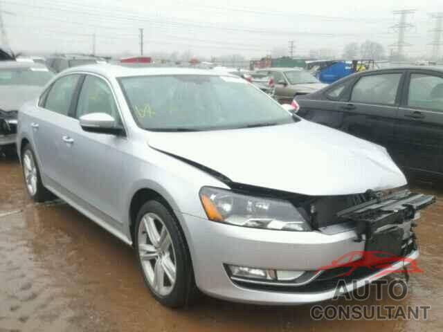 VOLKSWAGEN PASSAT 2015 - 1VWCS7A34FC106190